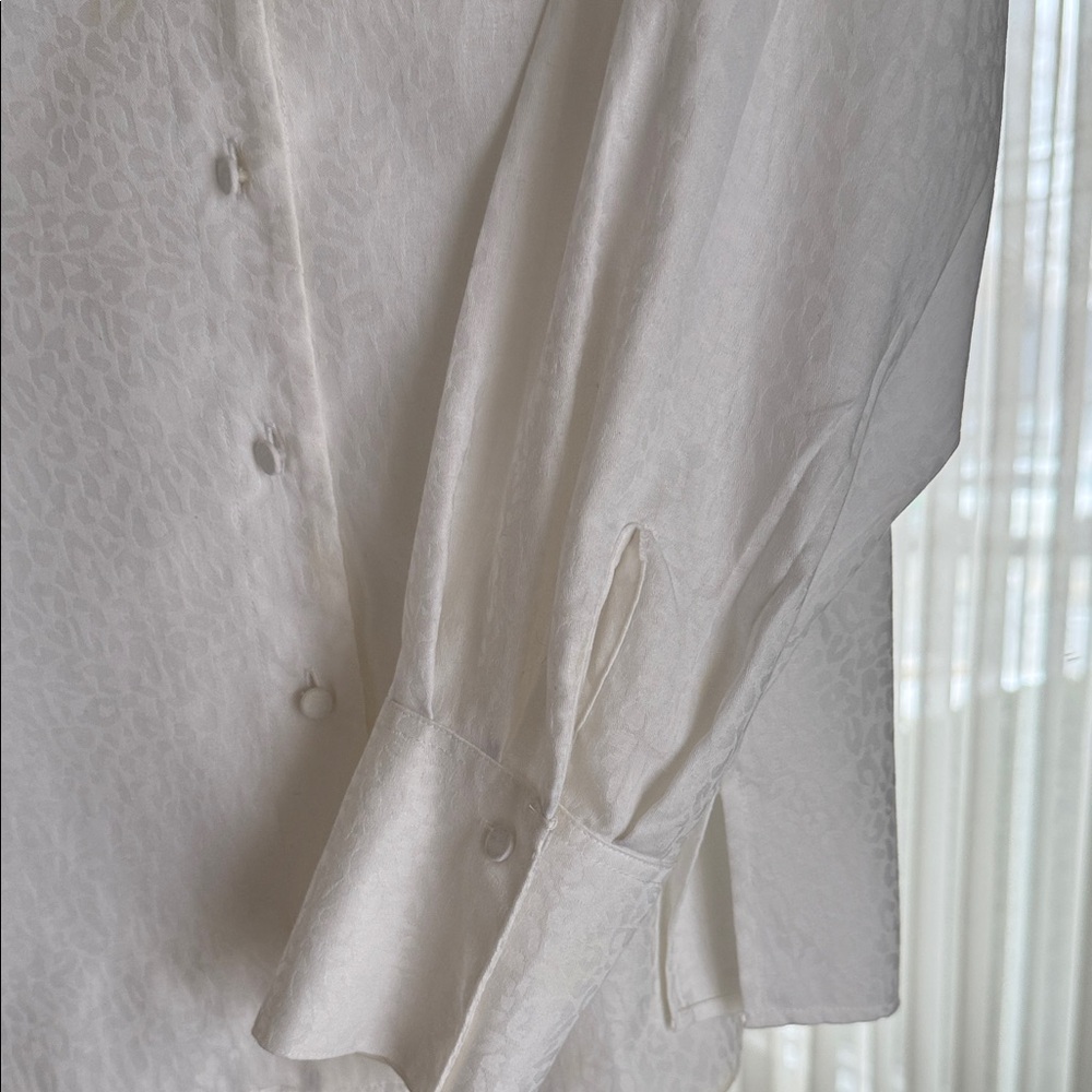 Foxcroft White Ruffle Blouse - Picture 7 of 10